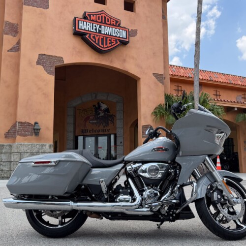 Harley-Davidson® Road Glide™ 2025 thumb 3