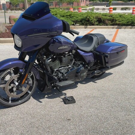 2026 Harley-Davidson® Street Glide® Purple Abyss Black Trim thumb 1