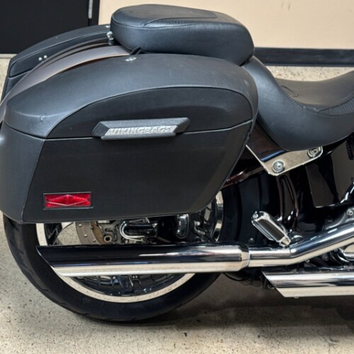 Harley-Davidson® CVO™ Softail® Convertible 2011 thumb 3