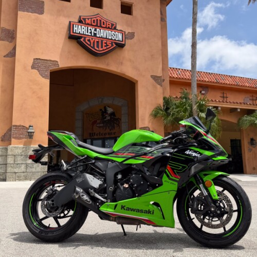 Kawasaki NINJA® ZX™-6R KRT EDITION 2024 thumb 3