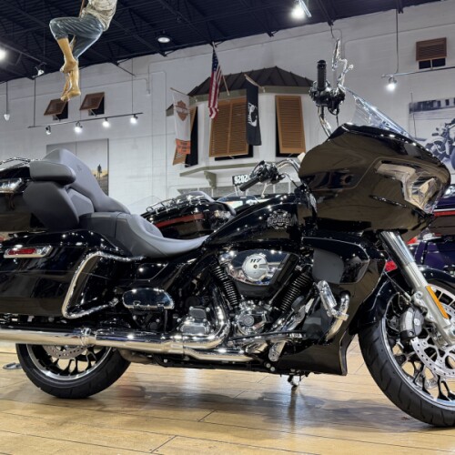 Harley-Davidson® Road Glide Limited 2026 thumb 3