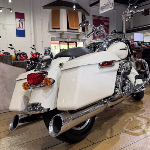 Harley-Davidson® FLHP 2023 thumb 2