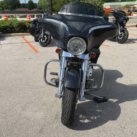 2007 Harley-Davidson® Street Glide® Black Pearl thumb 2