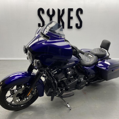 2020 Harley-Davidson FLHXS Touring Street Glide Special in Zephyr Blue and Black thumb 1