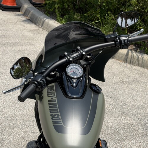 Harley-Davidson® Fat Bob® 114 2021 thumb 1