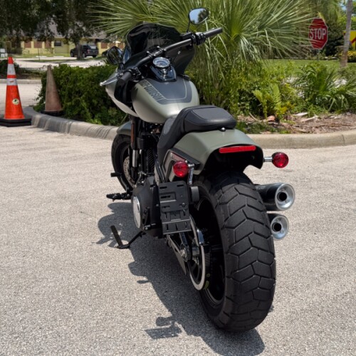 Harley-Davidson® Fat Bob® 114 2021 thumb 0