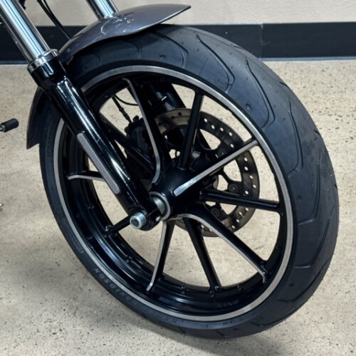 Harley-Davidson® Breakout® 2015 thumb 2