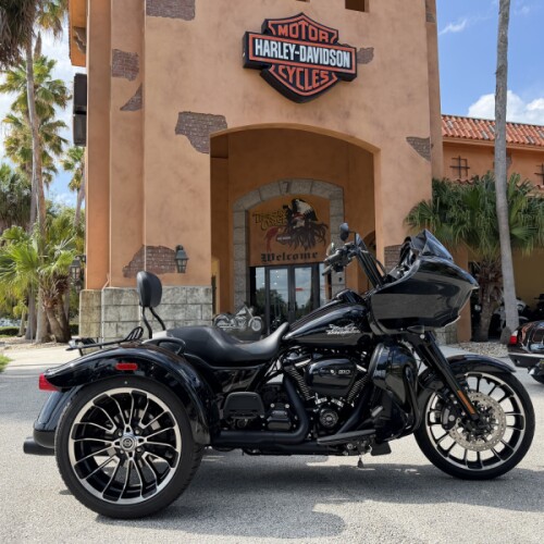 Harley-Davidson® Road Glide® 3 2024 thumb 3