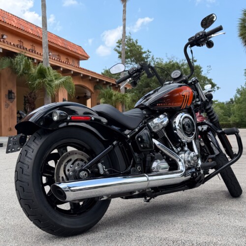 Harley-Davidson® Street Bob® 2025 thumb 2