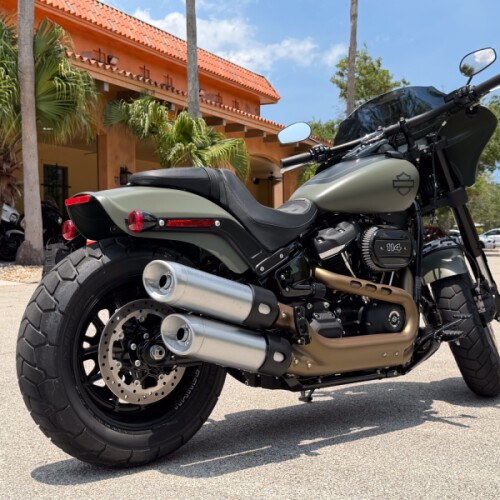 Harley-Davidson® Fat Bob® 114 2021 thumb 2