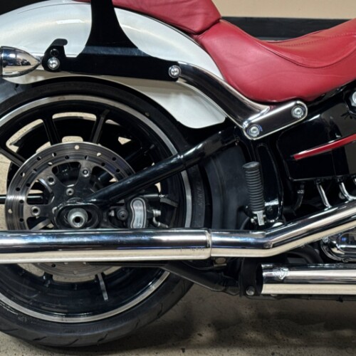 Harley-Davidson® Breakout® 2014 thumb 3