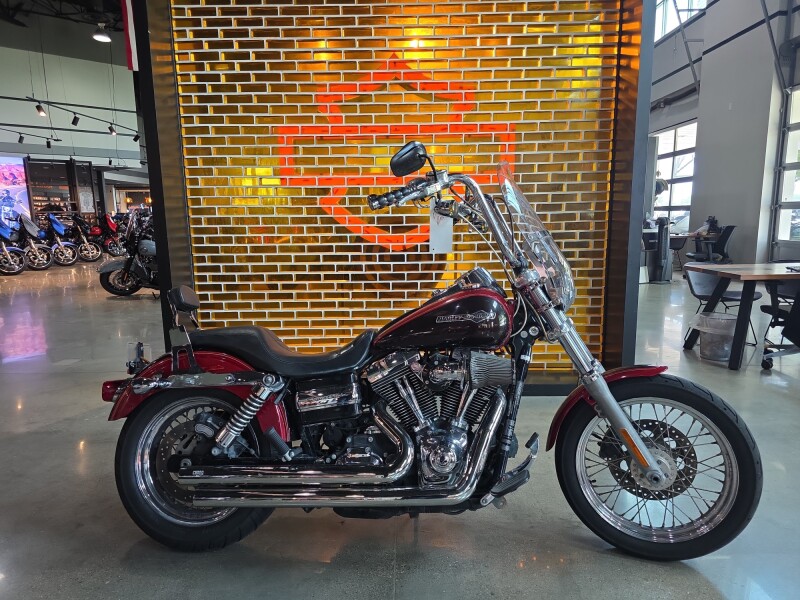 Harley-Davidson® Super Glide® Custom 2012