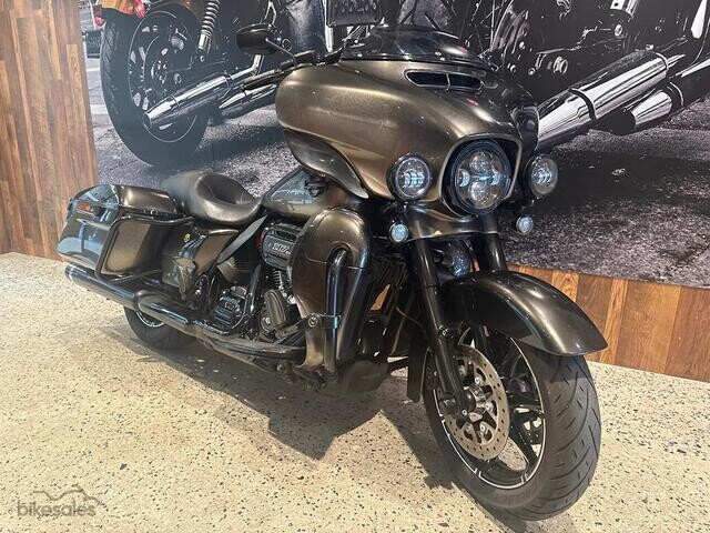 2017 Harley-Davidson® CVO™ Limited