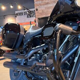 2022 Harley-Davidson® Low Rider® ST thumb 1