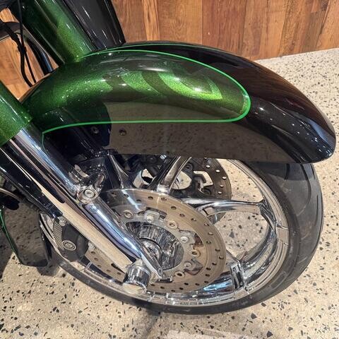 2013 Harley-Davidson® CVO™ Road King® thumb 0
