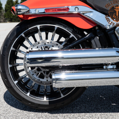 Harley-Davidson® Breakout™ 2026 thumb 2