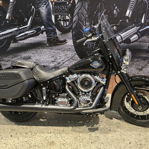 Harley-Davidson MY25 Harley-Davidson Softail Heritage Classic 117 w/ABS Cruise (FLHC) 2025  thumb 2