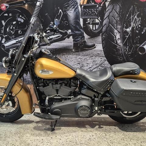 Harley-Davidson MY23 Harley-Davidson Softail Heritage Classic S 114 w/ABS Cruise (FLHCS) 2023  thumb 0