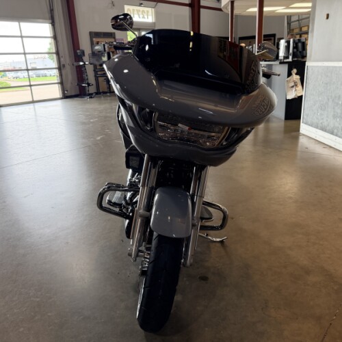 Harley-Davidson® Road Glide™ 2026 thumb 3