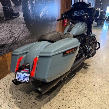 Harley-Davidson® Street Glide® 2024 FLHX thumb 0
