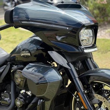 MY25 Harley-Davidson Touring Street Glide Ultra 117 w/ABS Cruise (FLHXU) thumb 2