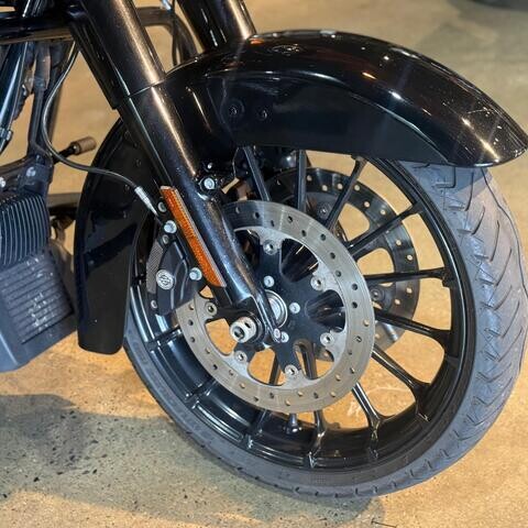 2018 Harley-Davidson® Street Glide® Special thumb 1