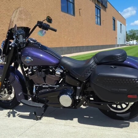 2026 Harley-Davidson® Heritage Classic Purple Abyss - Black w/Cast Wheels thumb 1