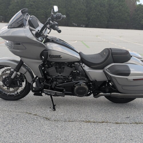 Harley-Davidson® CVO™ Road Glide® 2023 thumb 3