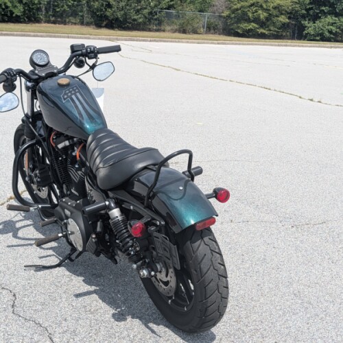 Harley-Davidson® Iron 883™ 2021 thumb 1