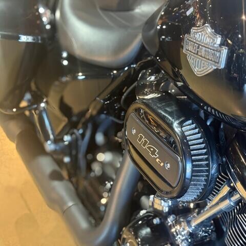 2023 Harley-Davidson® Road King® Special thumb 3