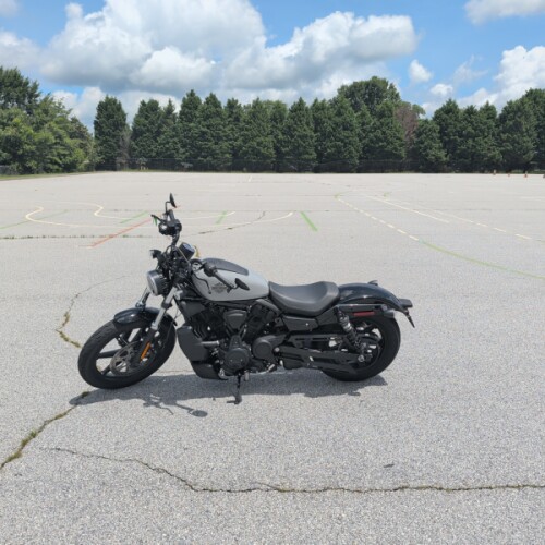 Harley-Davidson® Nightster™ 2025 thumb 3