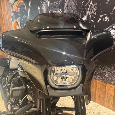 Harley-Davidson® Street Glide® 2026 FLHX thumb 0