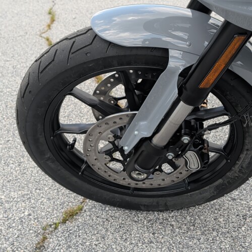 Harley-Davidson® Low Rider™ ST 2026 thumb 3