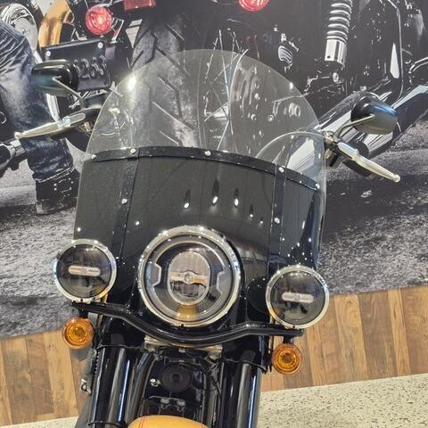Harley-Davidson MY23 Harley-Davidson Softail Heritage Classic S 114 w/ABS Cruise (FLHCS) 2023  thumb 1