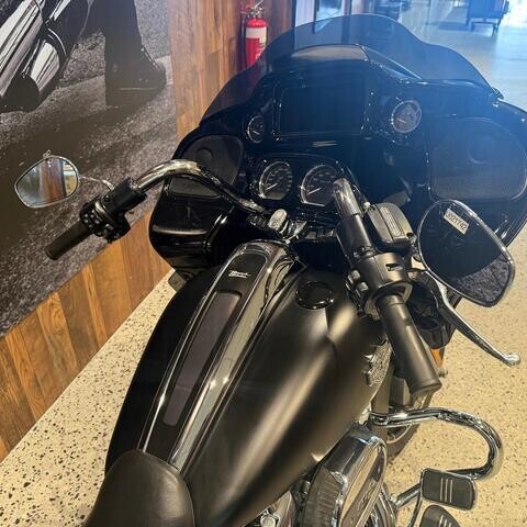 2022 Harley-Davidson® Road Glide™ Special thumb 1
