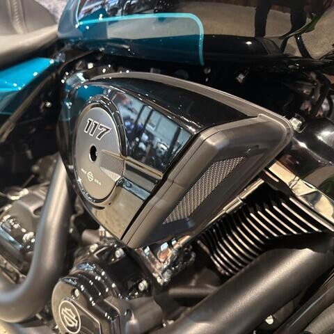 Harley-Davidson® MY26 Street Glide® FLHX thumb 0