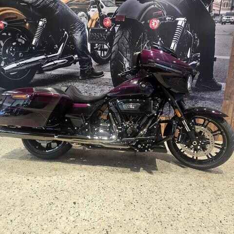 2025 Harley-Davidson® CVO™ Street Glide™ - $58,990 thumb 0