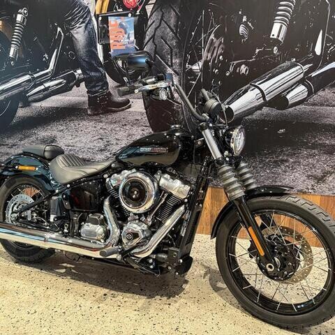 Harley-Davidson MY26 Harley-Davidson Softail Street Bob 117 W/ABS (FXBB)  thumb 2