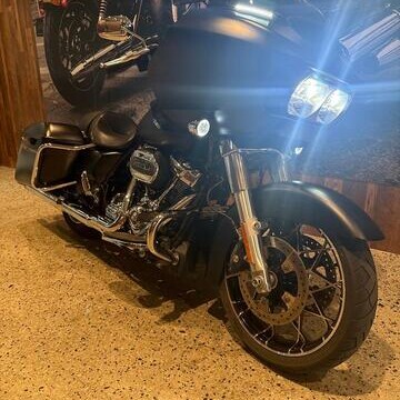 2022 Harley-Davidson® Road Glide™ Special thumb 3