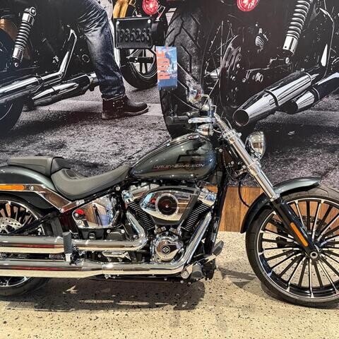 MY26 Harley-Davidson Softail Breakout 117 w/ABS (FXBR) Iron Horse Metallic thumb 2