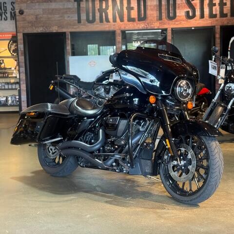 2018 Harley-Davidson® Street Glide® Special thumb 0
