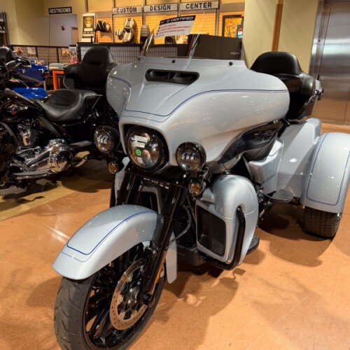Harley-Davidson® Tri Glide™ Ultra 2025 thumb 3