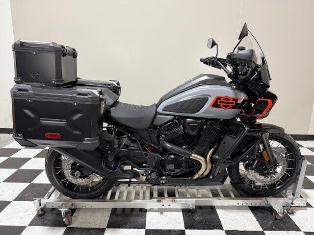 Harley-Davidson® Pan America® 1250 ST 2026