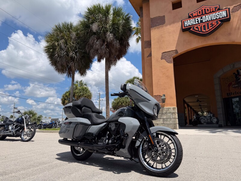 Harley-Davidson® Street Glide Limited 2026