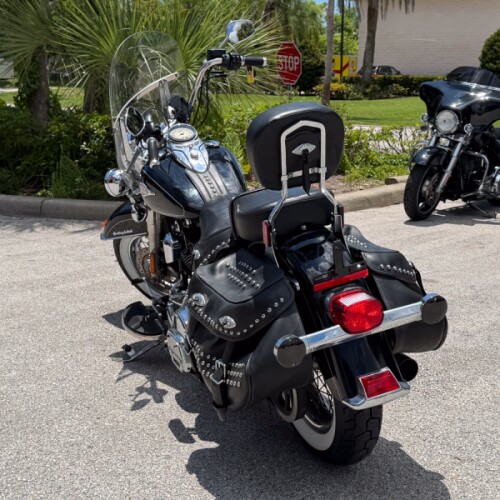 Harley-Davidson® Heritage Softail® Classic 2015 thumb 0