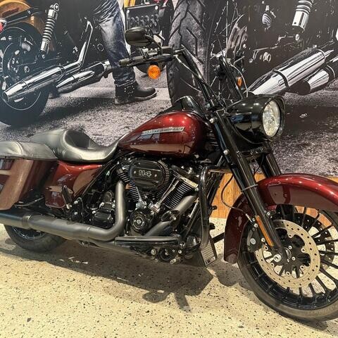 2018 Harley-Davidson® Road King® Special thumb 3
