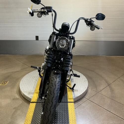 FXBB 2026 Street Bob® thumb 1