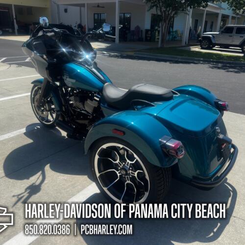 2026 Harley-Davidson® Road Glide 3 thumb 0