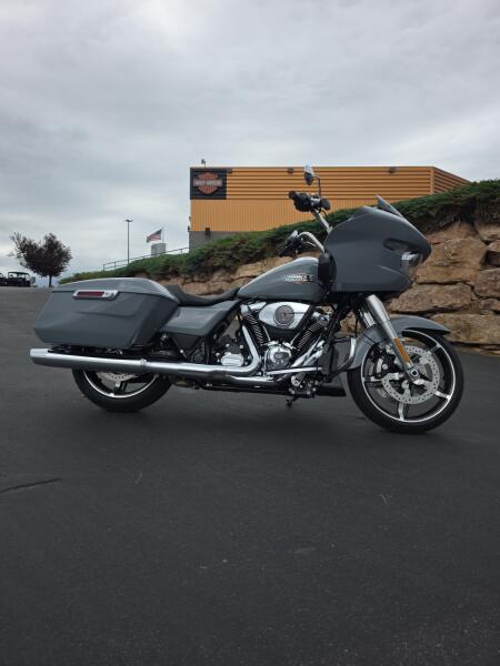 Harley-Davidson® Road Glide™ 2026
