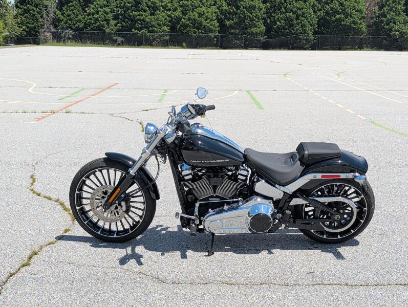 Harley-Davidson® Breakout™ 2025
